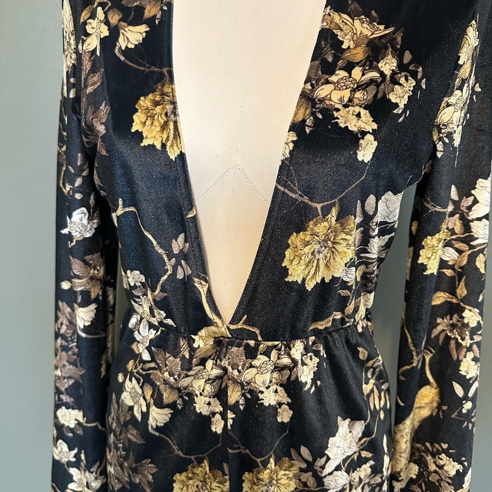 Velvet floral jumpsuit- skinny legs - Picture 2 of 6